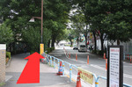 阪急大井町ガーデンを右に見ながら線路沿いを大森方面に向かってください。