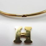 中空バングルから取れたイニシャル