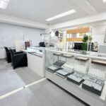 河原宝飾御徒町店店内